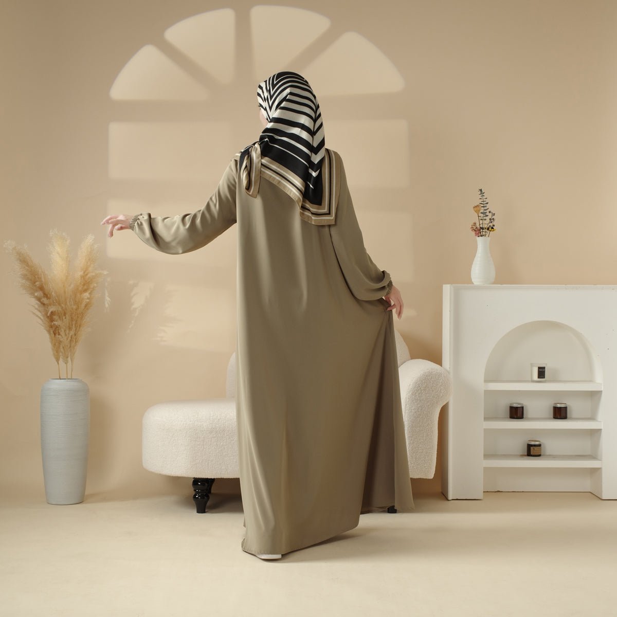 Essential Premium Versatile Pockets Umbrella Cut Abaya (MA113)