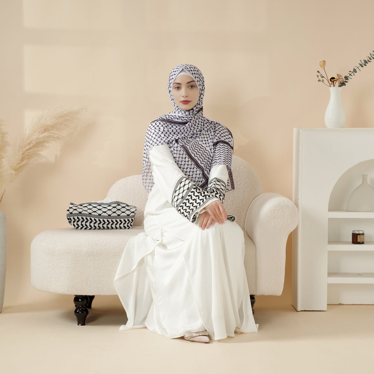 Palestinian Keffiyeh-Inspired Abaya with Matching Crossbody Bag Keffiyeh Abaya (MA131)